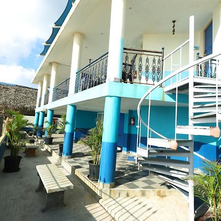 Lamel Cove Beach Resort Pondicherry Esterno foto