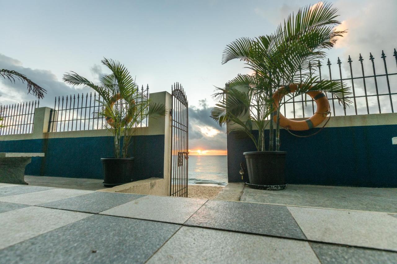 Lamel Cove Beach Resort Pondicherry Esterno foto